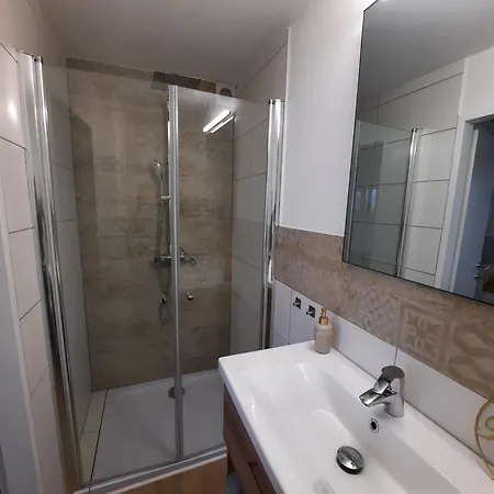 Inspiration - Zwei Terrassen, Seeblick, Privater Garten